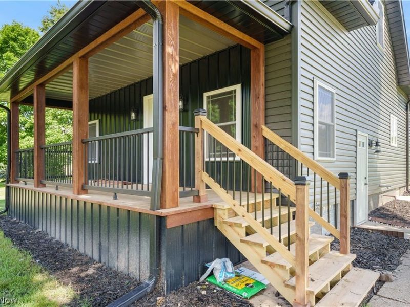 3367 Howenstine Drive SE, East Sparta, OH 44626 Photo 4