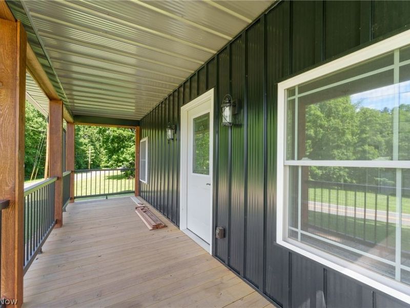 3367 Howenstine Drive SE, East Sparta, OH 44626 Photo 5