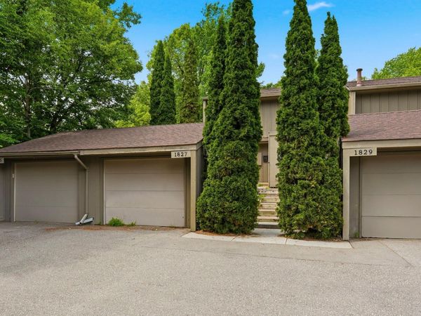 1827 Yuma Lane N, Plymouth, MN 55447