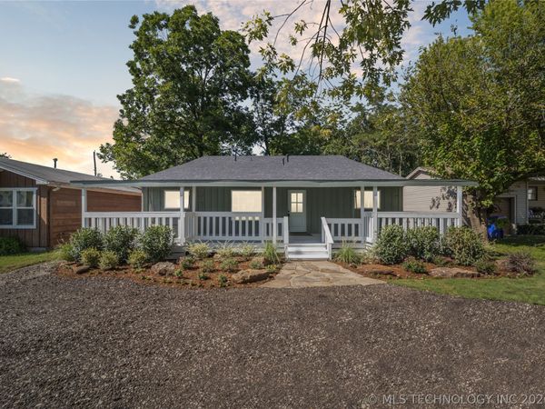 512 W Dallas Street W, Broken Arrow, OK 74012