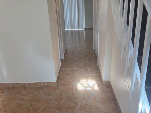 3062 Riverside Drive, Unit 4f, Coral Springs, FL 33065
