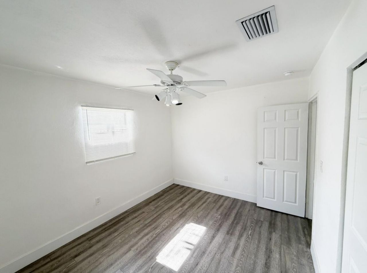 1135 NW 127th Street, North Miami, FL 33168 Photo