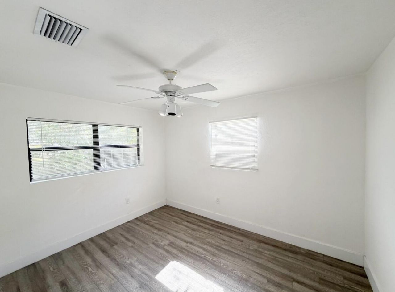 1135 NW 127th Street, North Miami, FL 33168 Photo