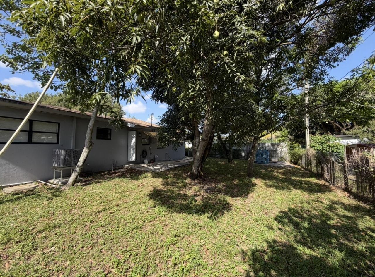 1135 NW 127th Street, North Miami, FL 33168 Photo