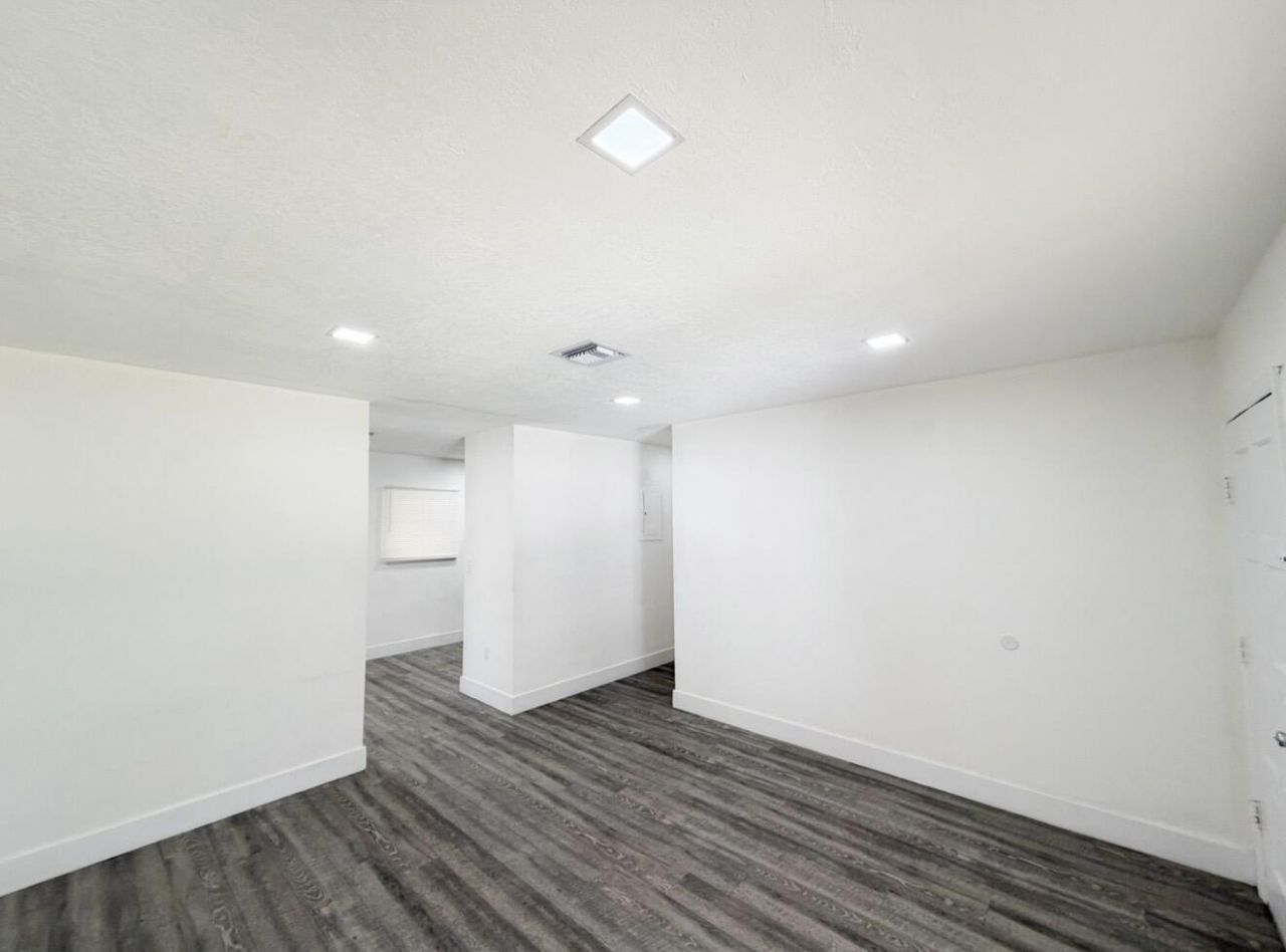 1135 NW 127th Street, North Miami, FL 33168 Photo