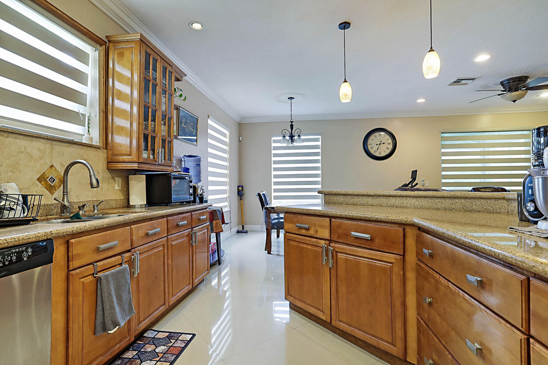 6401 SW 195th Avenue, Fort Lauderdale, FL 33332 Photo