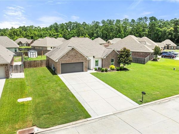 578 PONDEROSA Drive, Ponchatoula, LA 70454