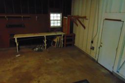 1 Sallys Alley photo 4