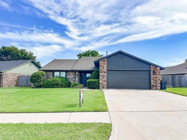 7208 NW Willow Creek, Lawton, OK 73505