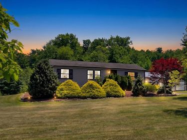 284 BLUE MOUNTAIN DRIVE, NEW RINGGOLD, PA 17960