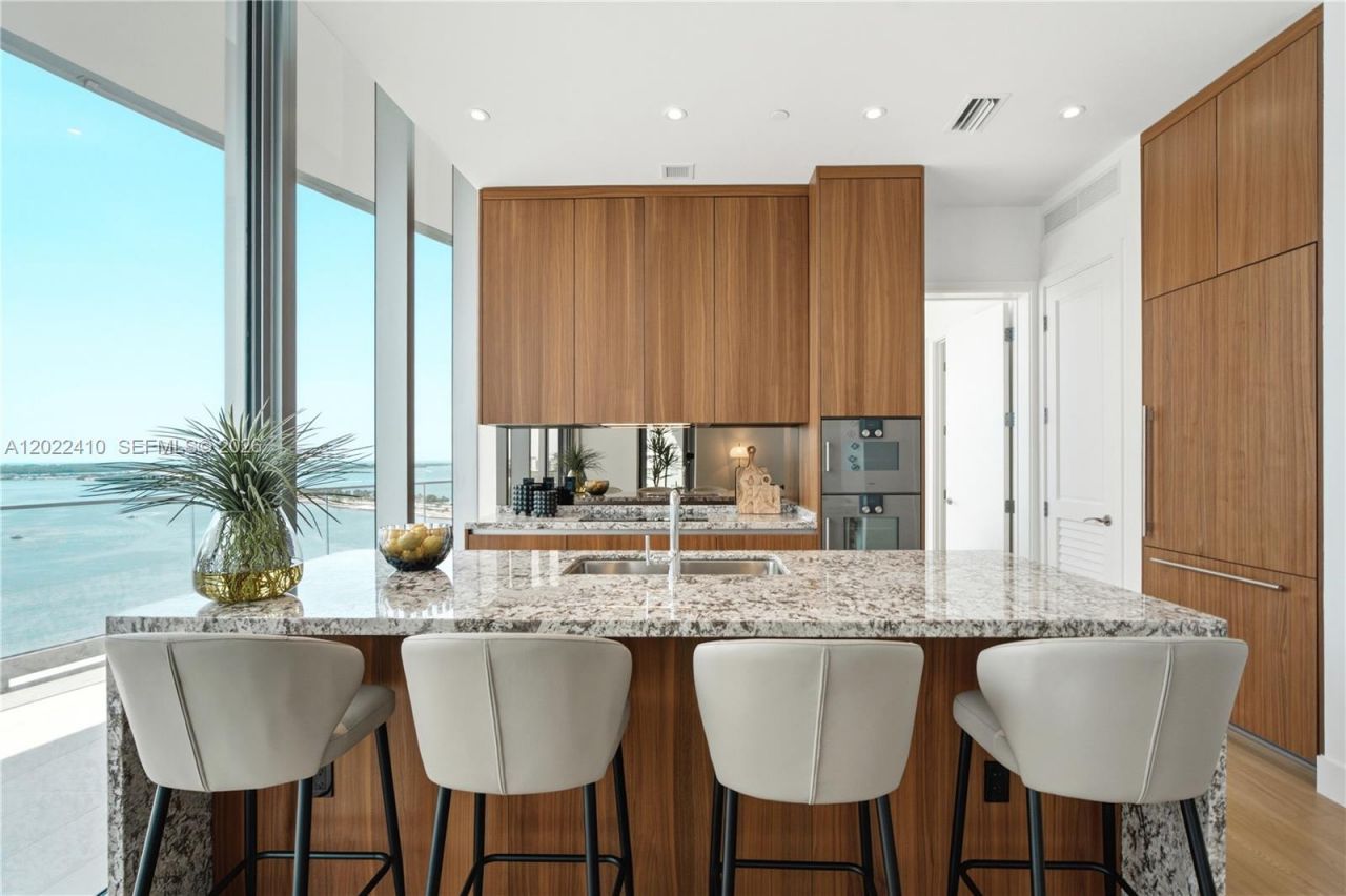 175 SE 25th Rd , Unit 1604, Miami, FL 33129 Photo