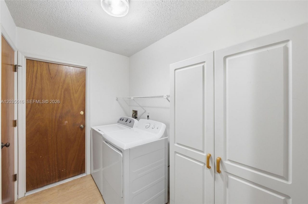 642 Nobles St , Sebastian, FL 32958 Photo