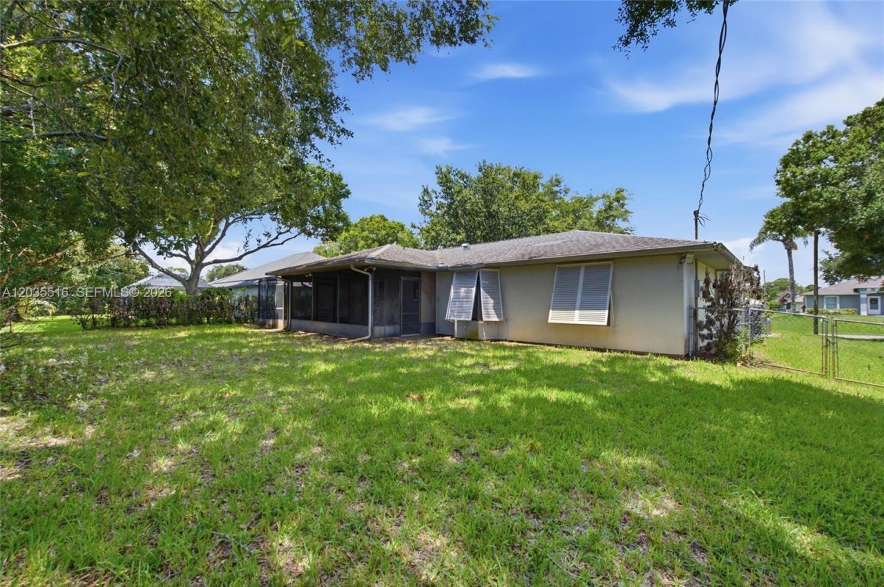 642 Nobles St , Sebastian, FL 32958 Photo