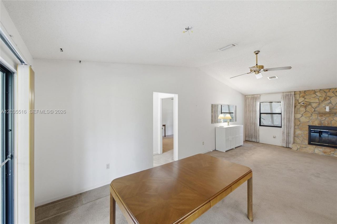 642 Nobles St , Sebastian, FL 32958 Photo