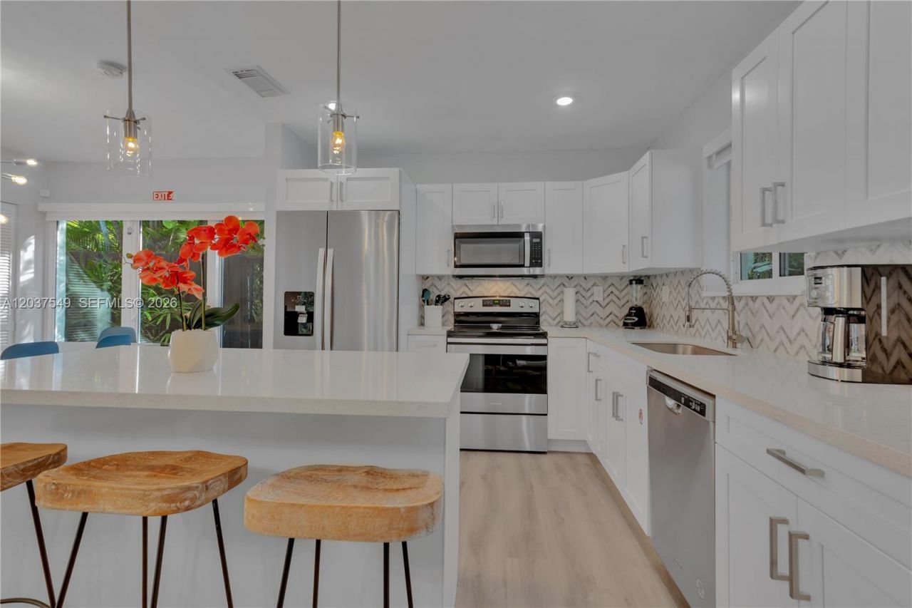 204 SW 19th Ave , Fort Lauderdale, FL 33312 Photo