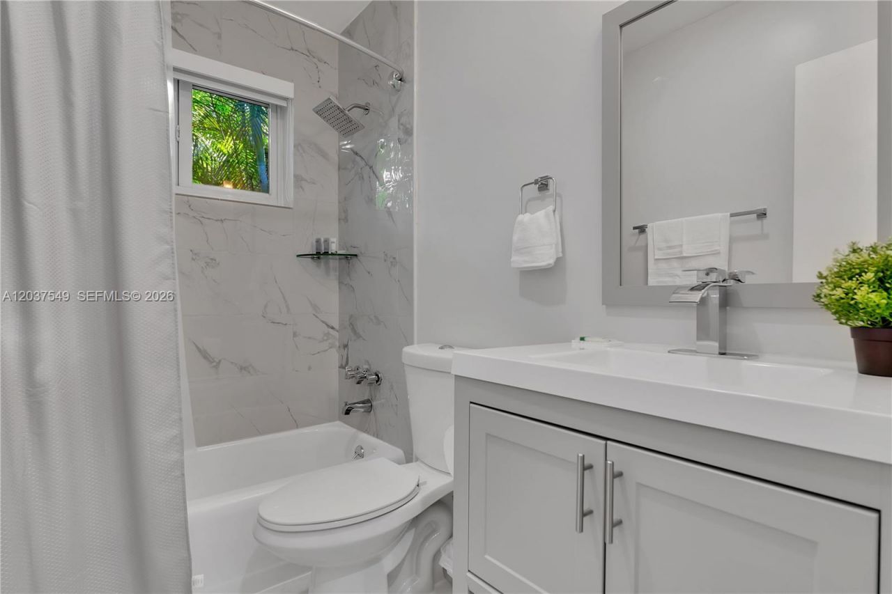 204 SW 19th Ave , Fort Lauderdale, FL 33312 Photo