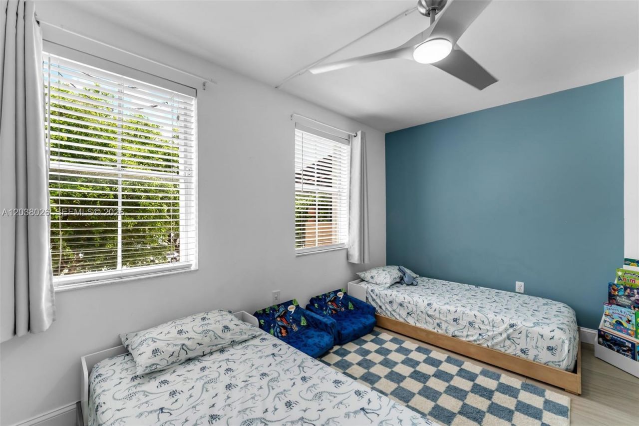 460 NW 86th Pl, Unit 101, Miami, FL 33126 Photo