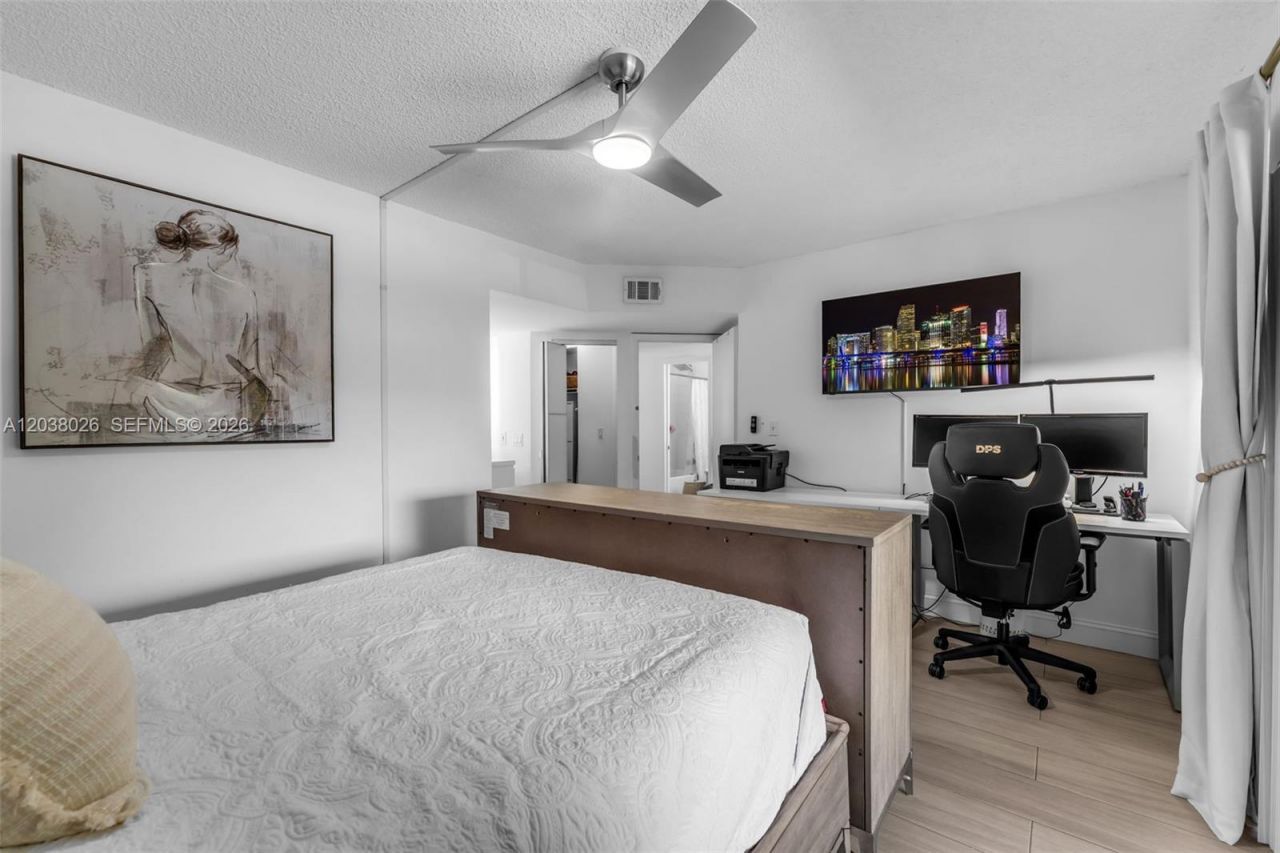 460 NW 86th Pl, Unit 101, Miami, FL 33126 Photo
