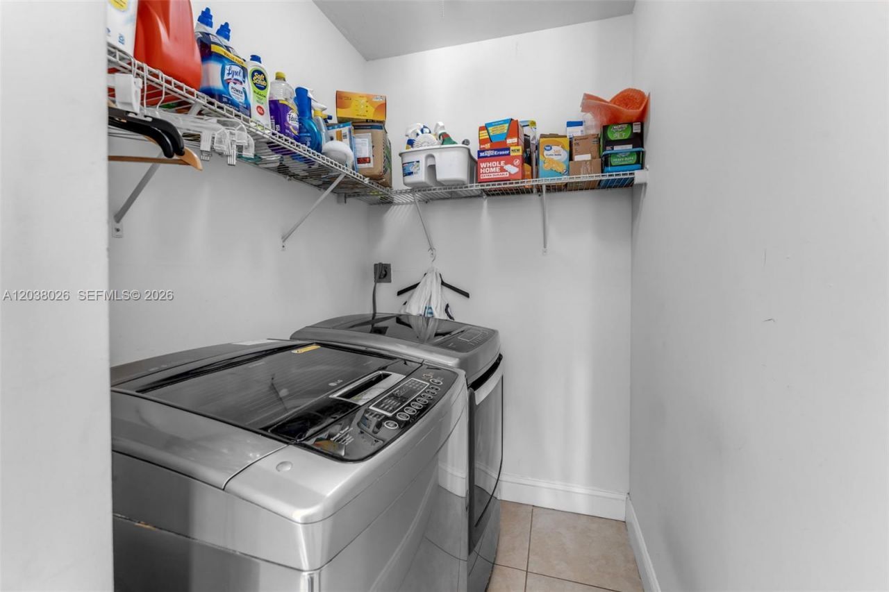 460 NW 86th Pl, Unit 101, Miami, FL 33126 Photo
