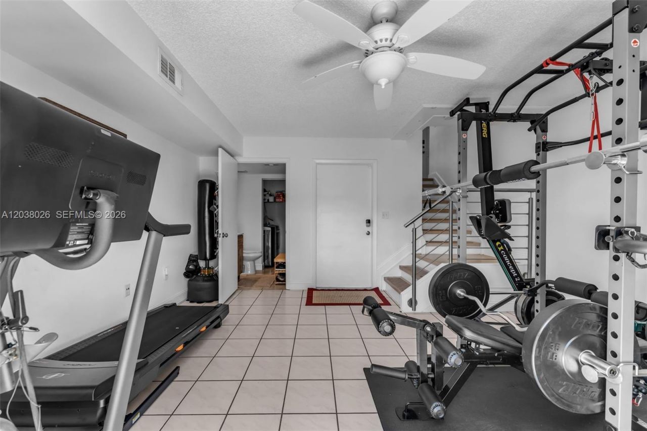 460 NW 86th Pl, Unit 101, Miami, FL 33126 Photo