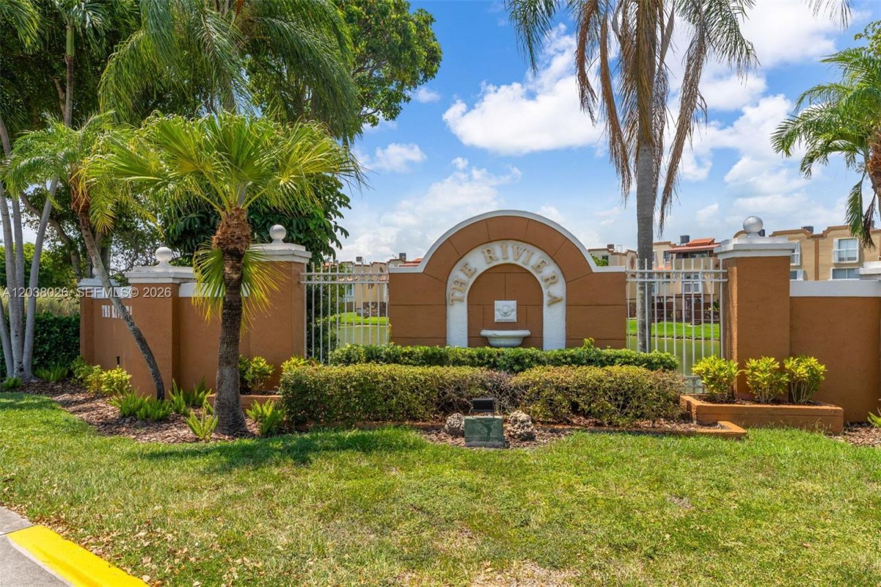 460 NW 86th Pl, Unit 101, Miami, FL 33126 Photo