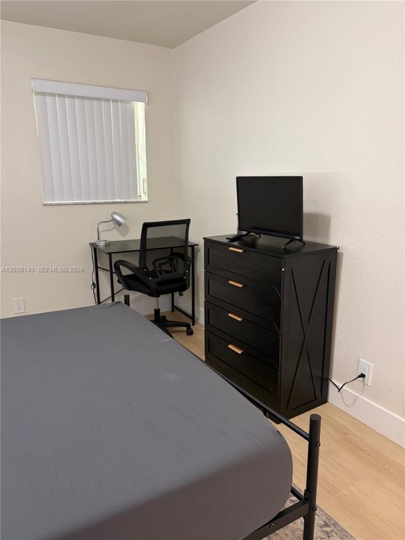1635 Dewey St, Unit B, Hollywood, FL 33020 Photo