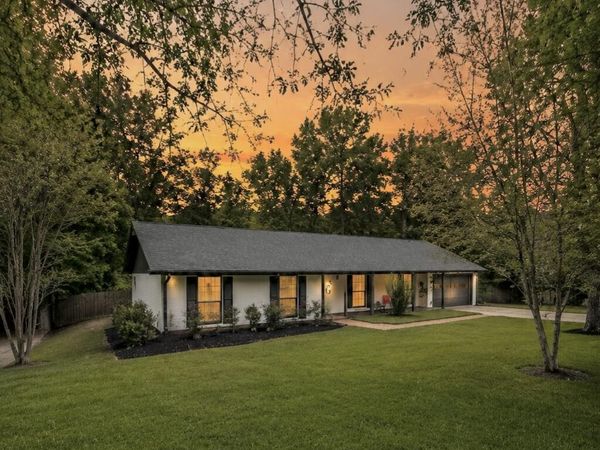 191 Cambridge Drive, Starkville, MS 39759