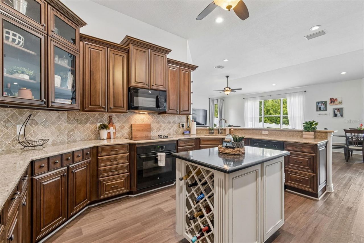 10524 Mistflower Lane, Tampa, FL 33647 Photo