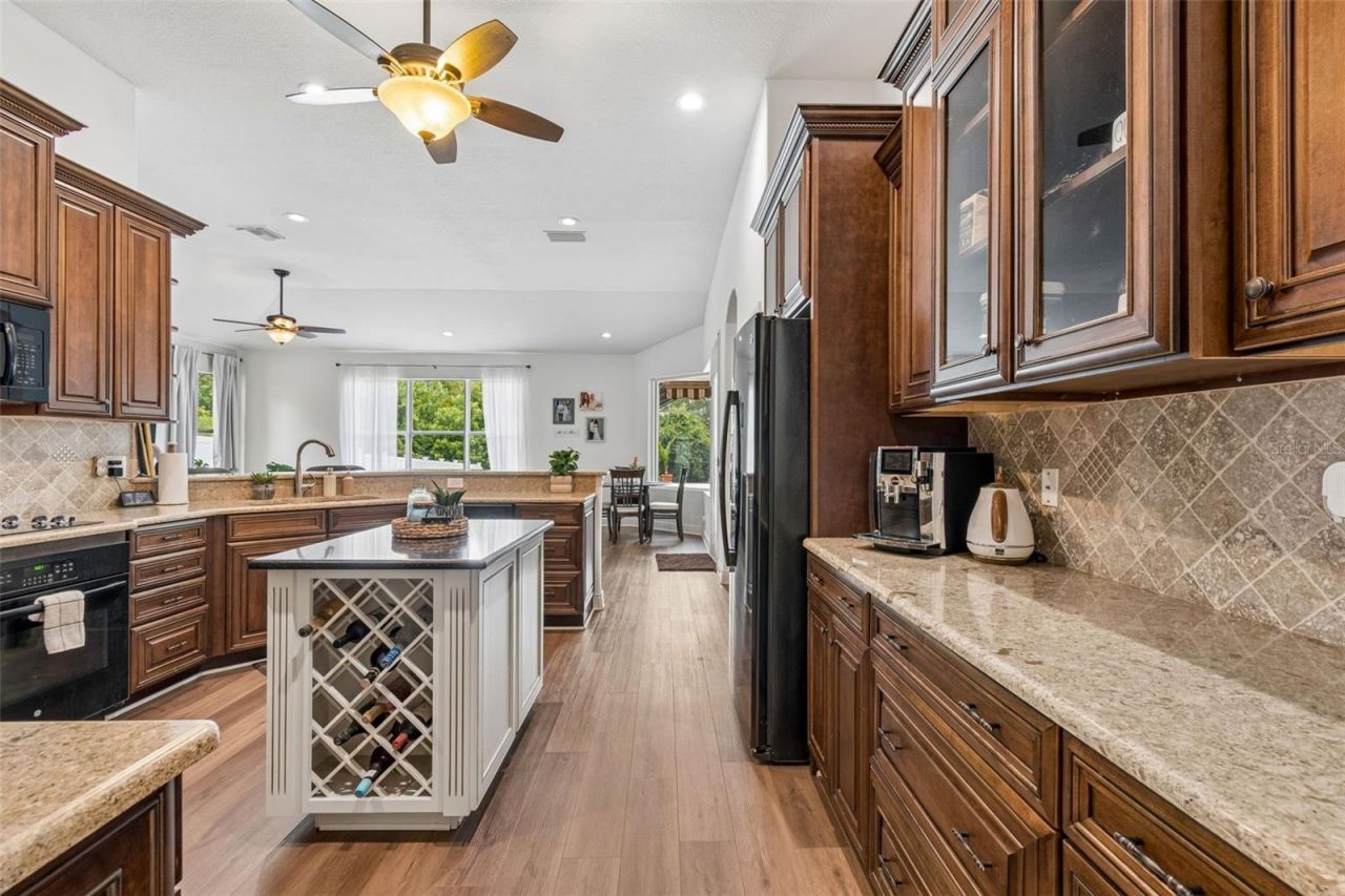 10524 Mistflower Lane, Tampa, FL 33647 Photo