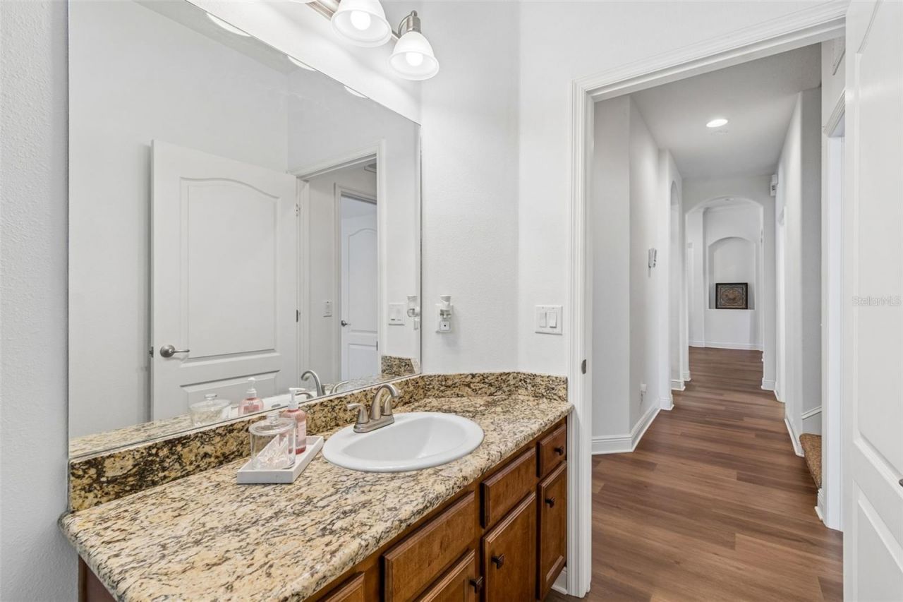 10524 Mistflower Lane, Tampa, FL 33647 Photo