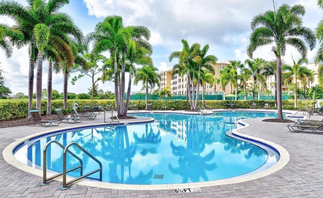 7296 Marathon Drive , Unit 402, Seminole, FL 33777 Photo