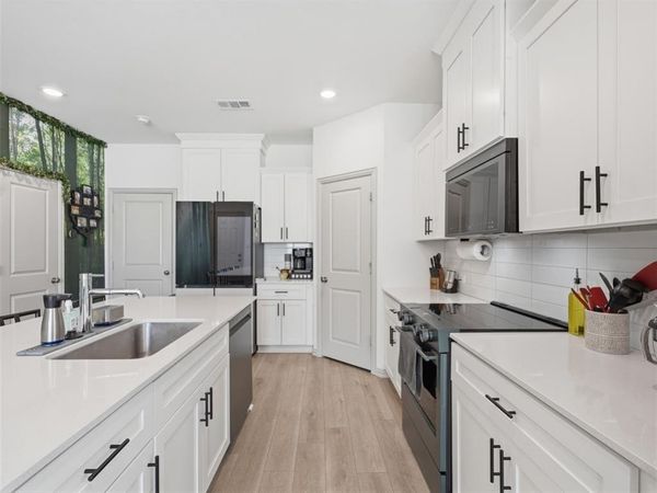 5368 Cornerstone Street, Haltom City, TX 76117