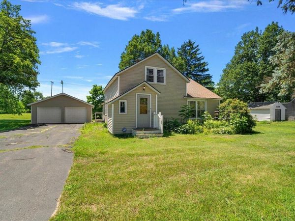 5830 124th Avenue, Fennville, MI 49408