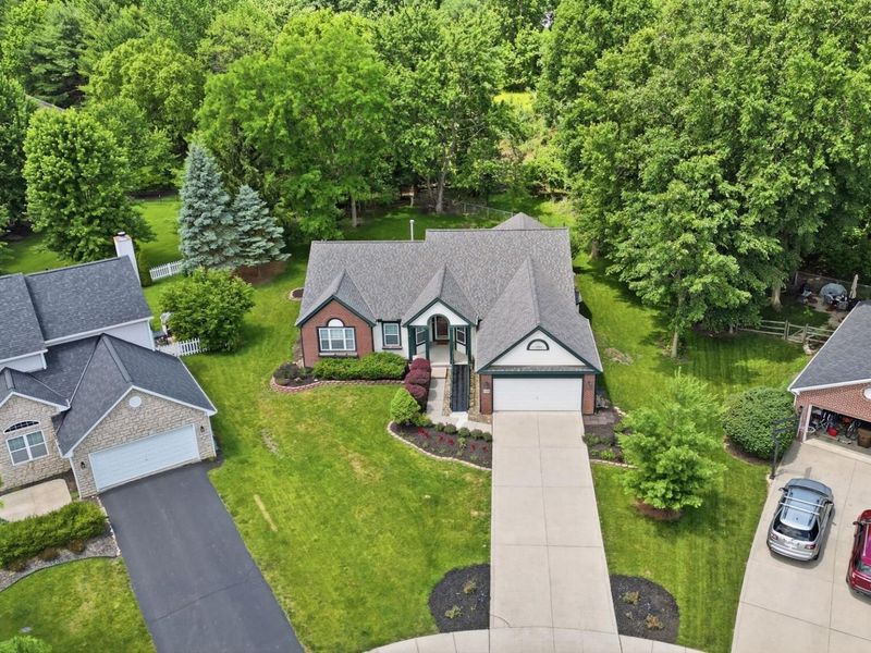 6598 Burbank Place, Westerville, OH 43082 Photo 2