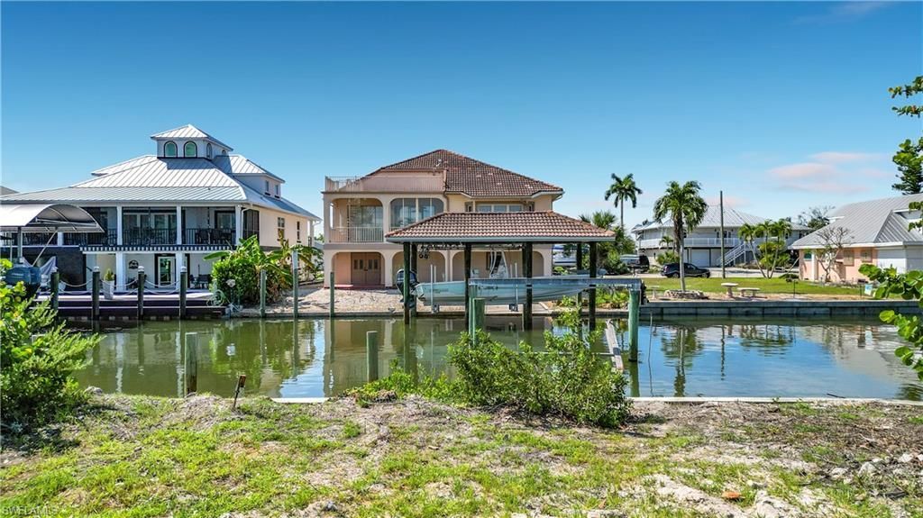 200 Curlew St, Fort Myers Beach, FL 33931 Photo