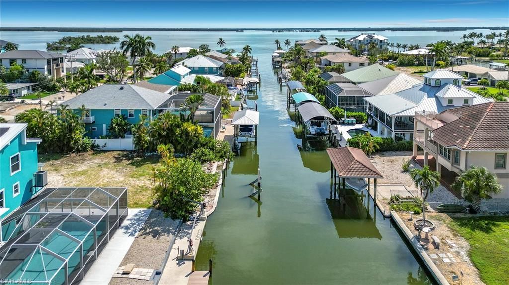 200 Curlew St, Fort Myers Beach, FL 33931 Photo