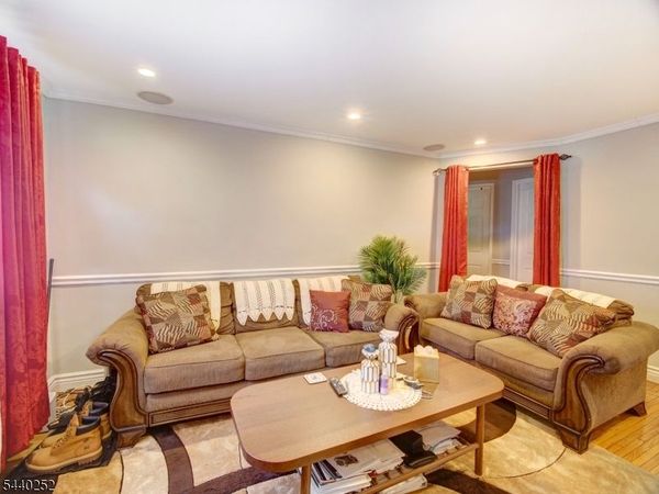 20 A Carolyn Terrace, Roselle, NJ 07203