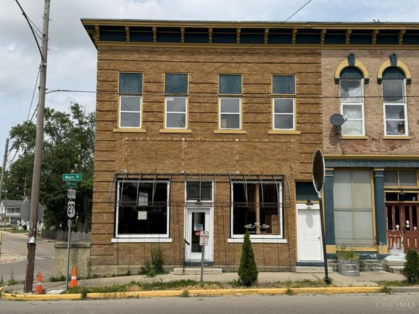 2 Main Street, Oxford, OH 45003