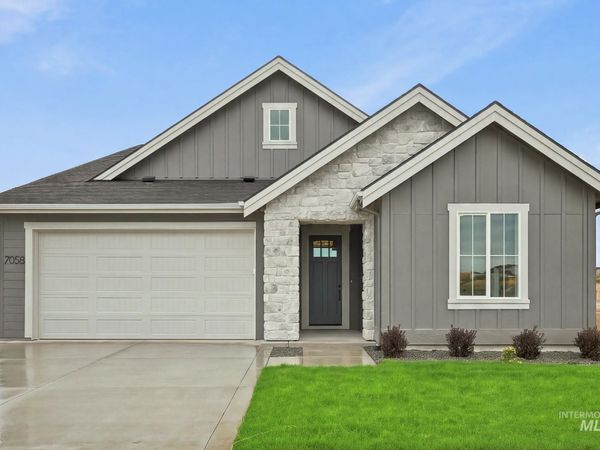 7058 N Canter Trail Ave, Meridian, ID 83646