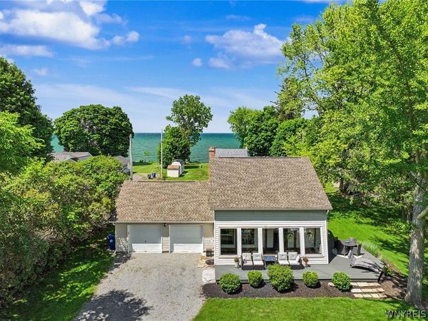 4445 E Lake Road , Wilson, NY 14172