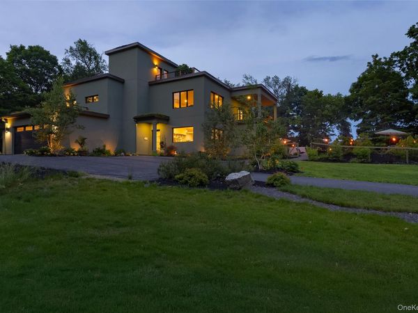 215 Smith Road , Poughkeepsie, NY 12603