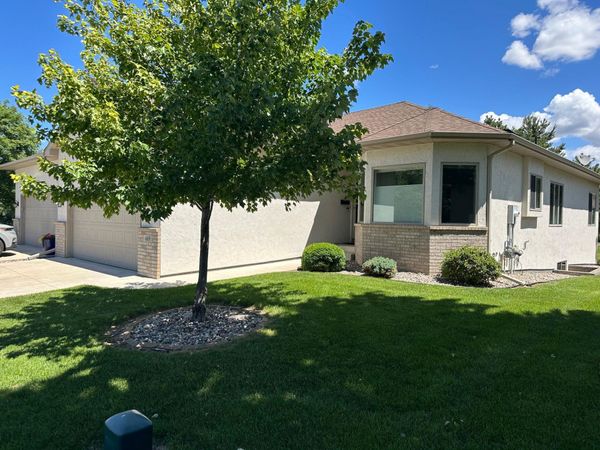 469 Roundhouse Street, Shakopee, MN 55379