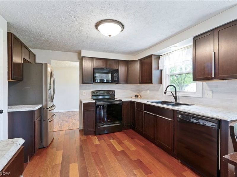 2700 Elizabeth Drive SW, Lordstown, OH 44481 Photo 16