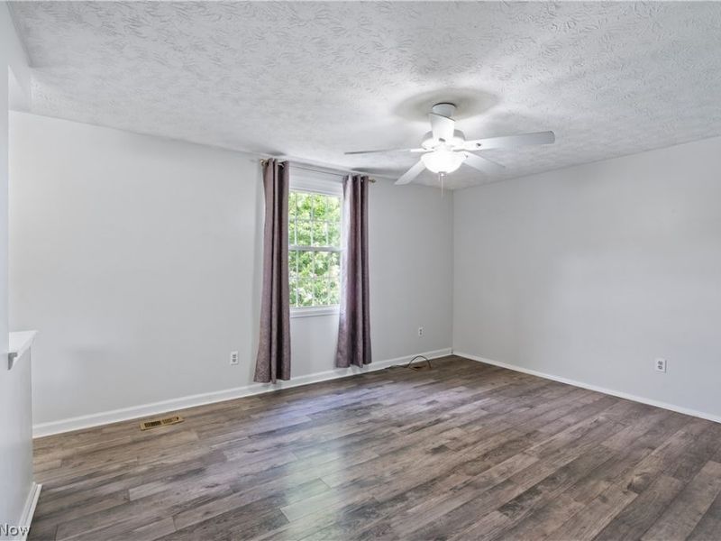 2700 Elizabeth Drive SW, Lordstown, OH 44481 Photo 23