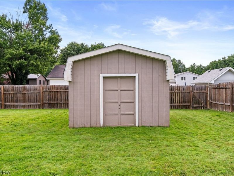 2700 Elizabeth Drive SW, Lordstown, OH 44481 Photo 46