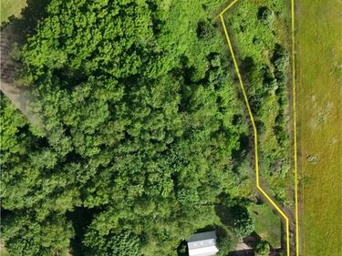 Fort Laurens Road, Bolivar, OH 44612