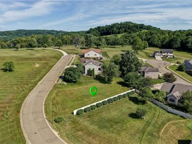Goshen Glen Drive SE, New Philadelphia, OH 44663
