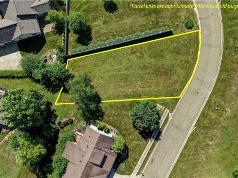 Goshen Glen Drive SE, New Philadelphia, OH 44663 Photo 3