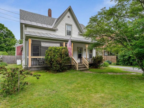 217 South Pleasant Street, Bradford, VT 05033