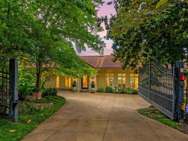 6 River Ridge Court, Little Rock, AR 72227